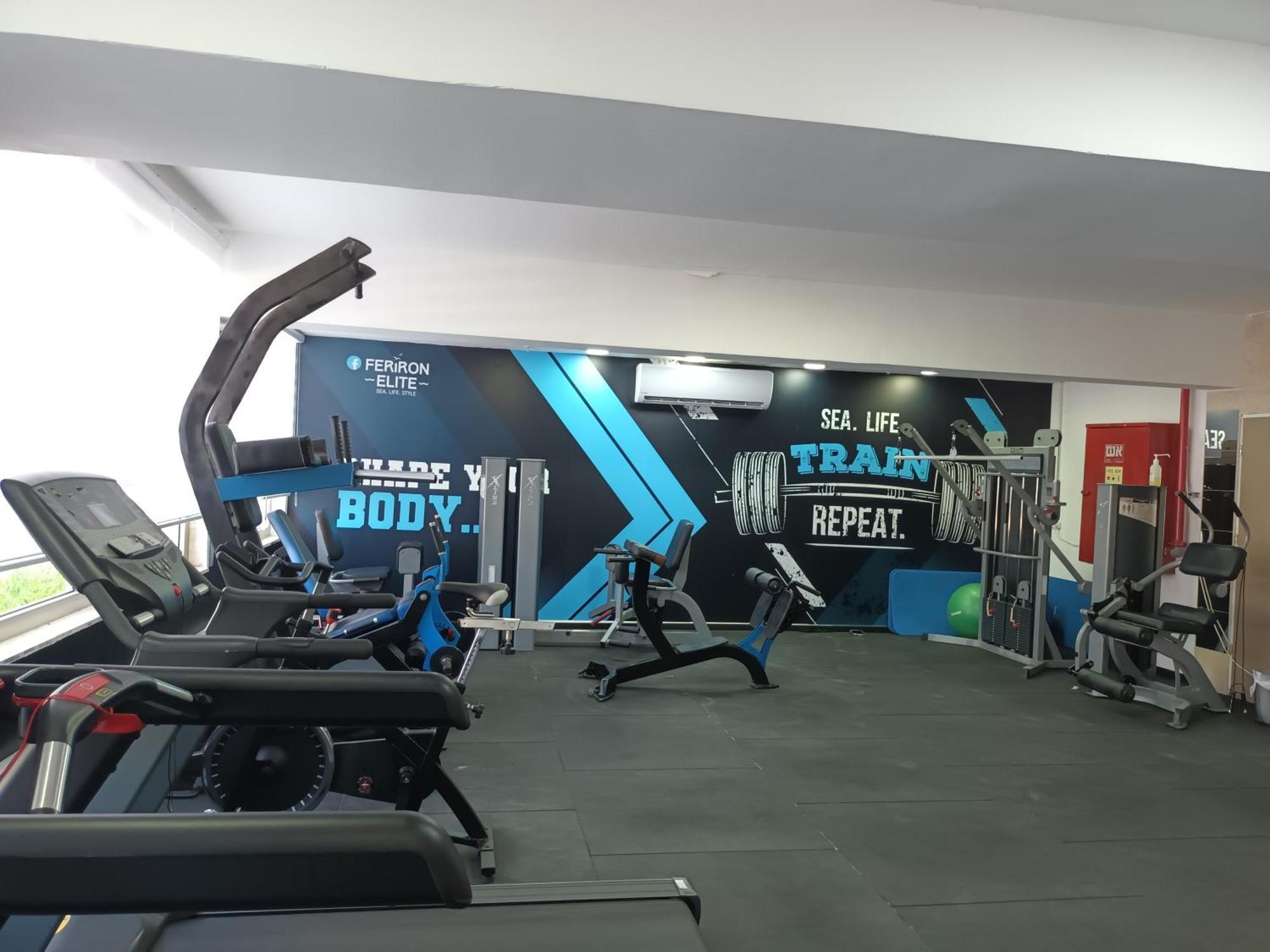 Beach Suite Israel- Best View, Gym, Massage Chair, Low Fee For Off-Site Indoor Pool Spa ביץ סוייט ישראל- נוף ים מאלף, כיסא מסאז, חדר כושר, אפשרות לבריכה מקורה, וספא בתשלום ממש מוזל Ashkelon Luaran gambar